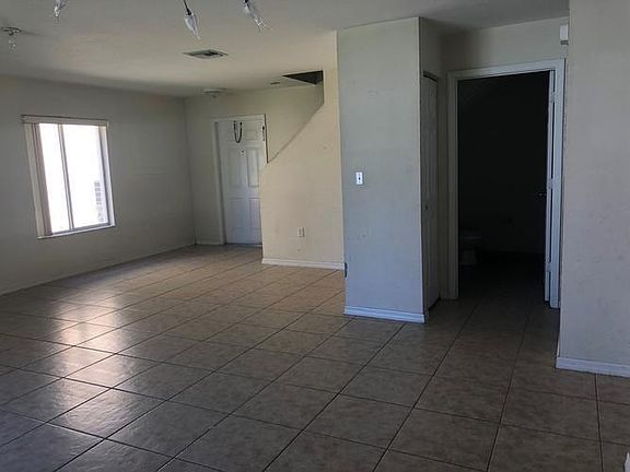 Living dining
