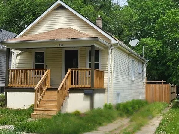 990 Bridge Ave, Windsor, ON N9B 2N1