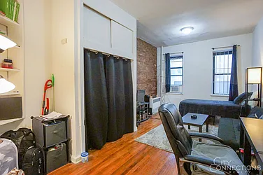 Rented by City Connections Realty