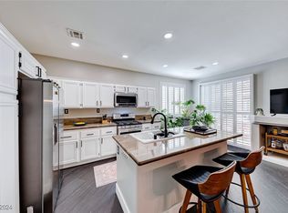 2287 Chestnut Bluffs Ave, Henderson, NV 89052