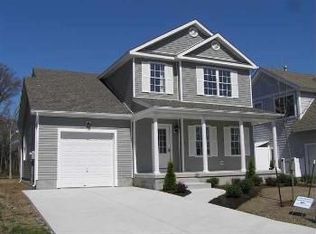 7 N 6th St, Del Haven, NJ 08251