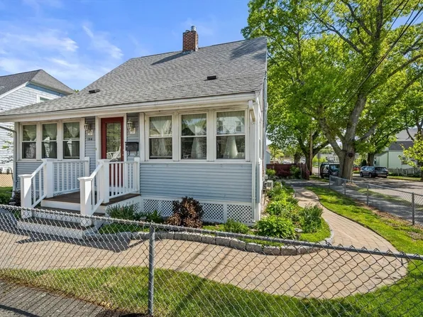 164 Farrington St, Quincy, MA 02170