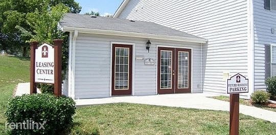 Parkford Apartments Iola Kansas Leasing Office