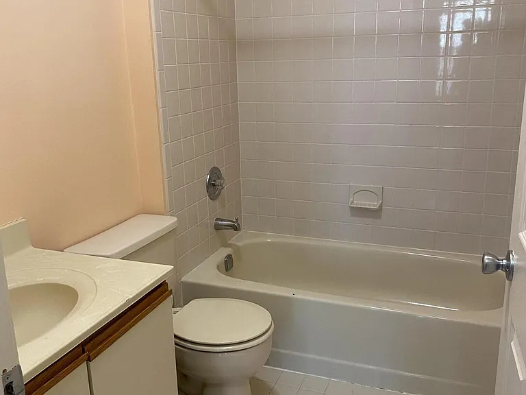 887 Crimson Ct — Photo 12