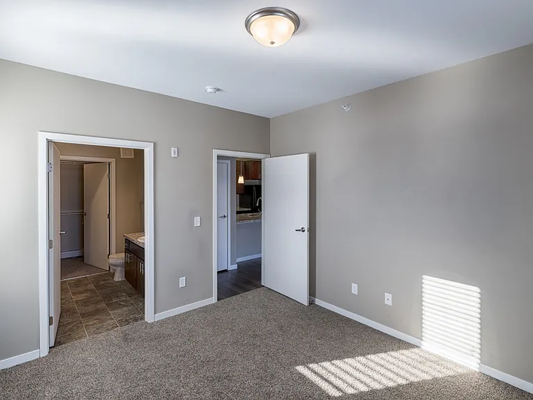 Ironwood Flats — Photo 70