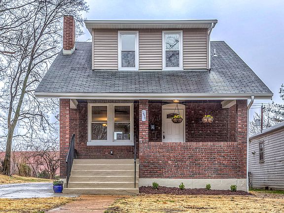 3rd image of 7614 Flora Ave