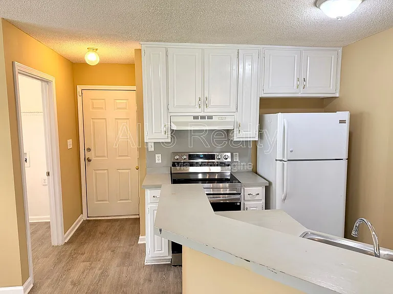 545 Plantation Cv — Photo 6