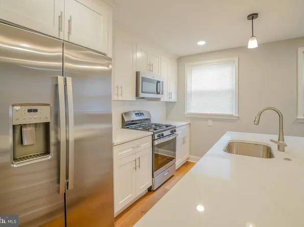 1396 Dyre St, Philadelphia, PA 19124