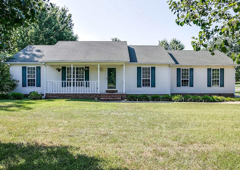 1st image of 4963 Cloverhill Dr