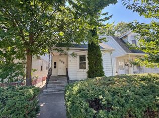 12 Maolis Ave, Bloomfield Twp., NJ 07003