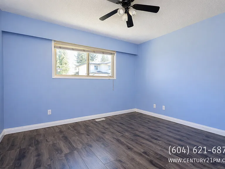 2114 Bakerview St #UPPER — Photo 11