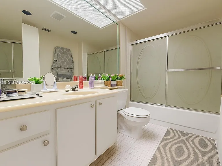 12500 SW 5th Ct #112M — Photo 9
