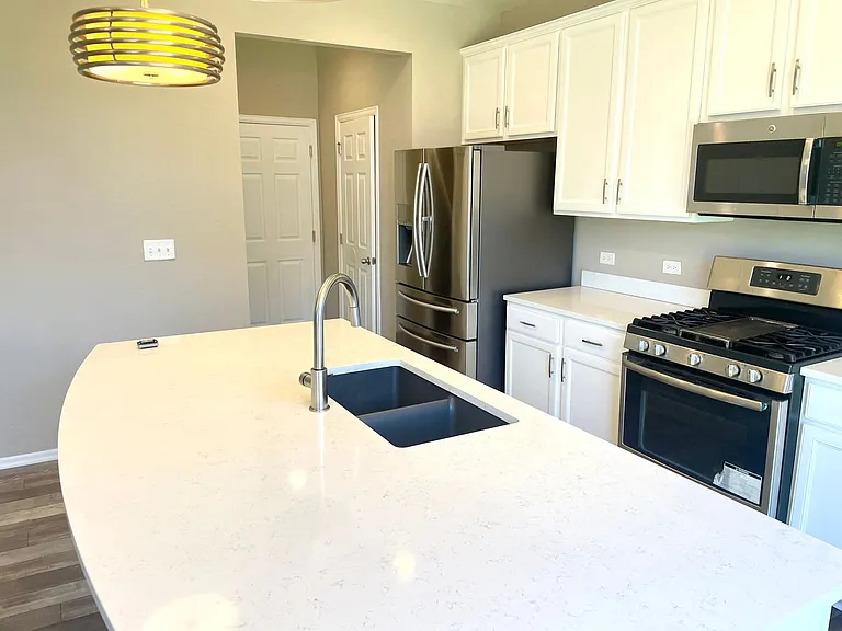 25147 E Maple Ave — Photo 12