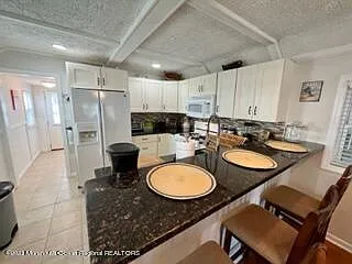 2 bed, 1.5 bath, $25,500 — Photo 3
