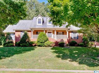 104 Mache Ln SE, Owens Cross Roads, AL 35763