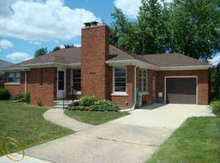 17073 Juliana Ave, Eastpointe, MI 48021