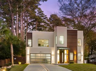 1437 Woodland Hills Dr, Atlanta, GA 30324