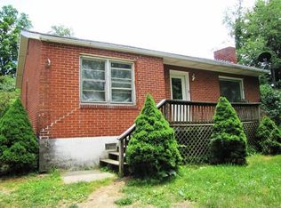 39 Rosewood Dr, Peterstown, WV 24963