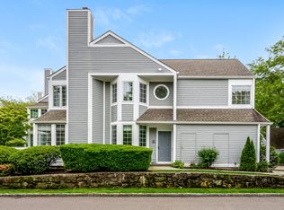 22 Hale Ln #22, Darien, CT 06820