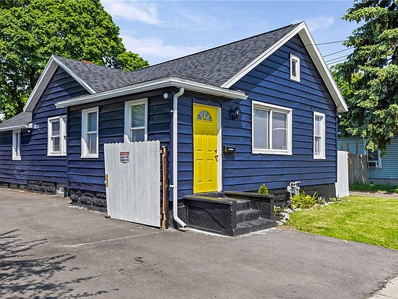2nd image of 193 Myrtle St