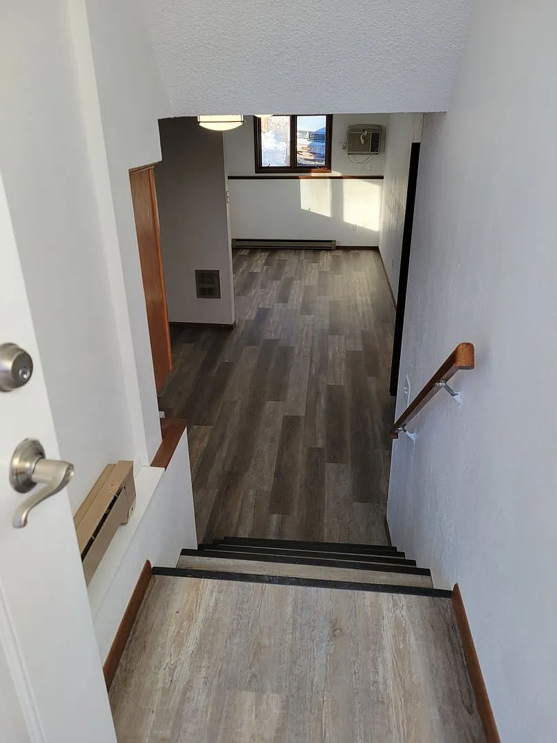 138 N Bay St — Photo 4
