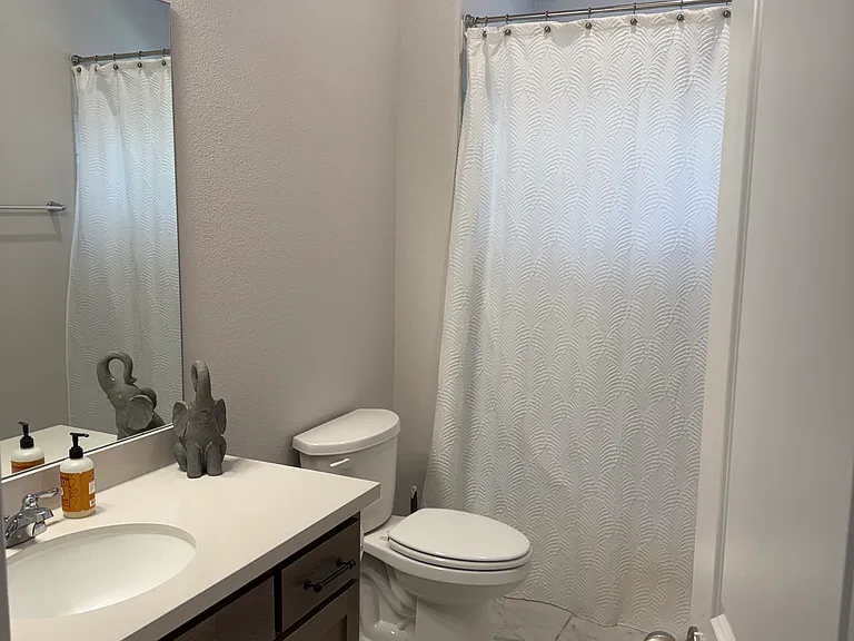 1072 Tara Ct — Photo 28