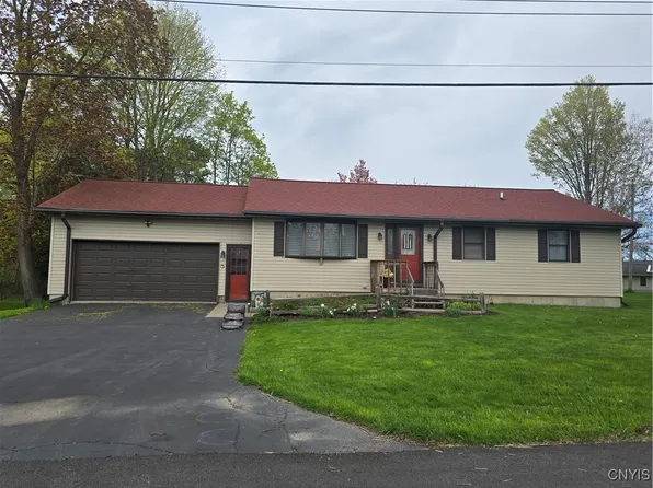 1 Dewey Dr, Fulton, NY 13069