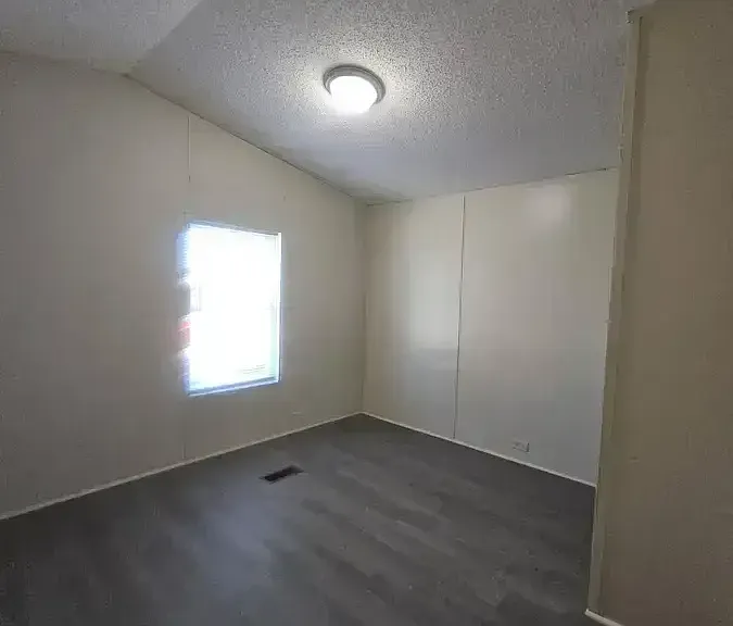 20 Baron Ave #20BA — Photo 7