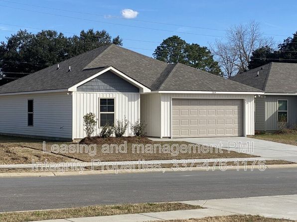 204 Armstrong Dr