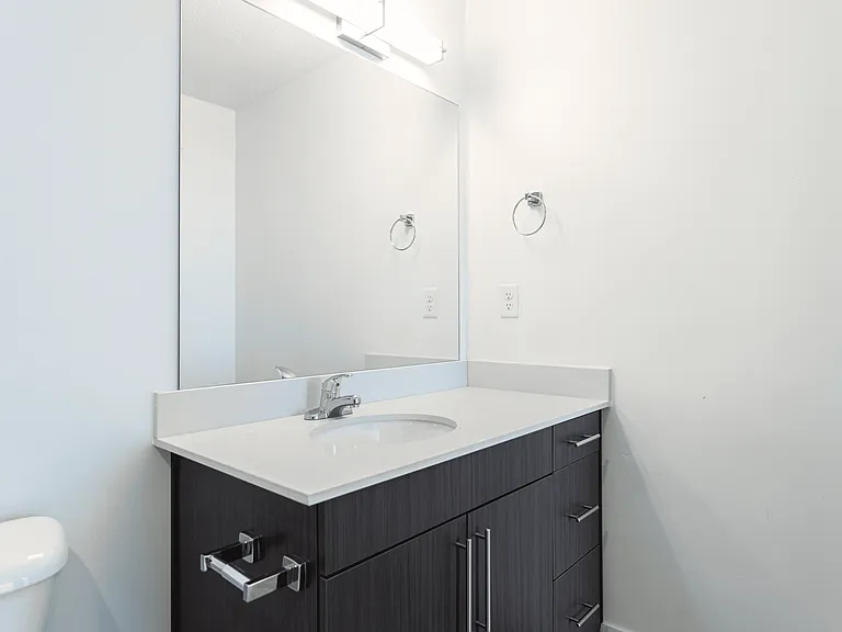 Union Midvale Apartments — Photo 27