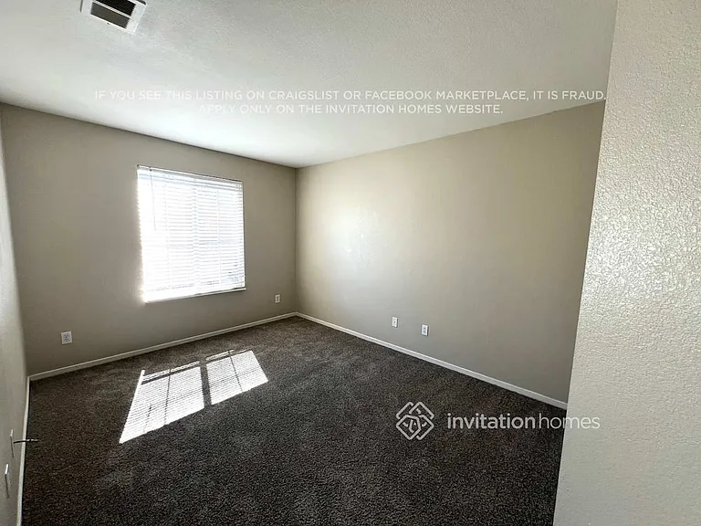 3043 Roadrunner Dr — Photo 6