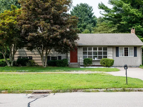 125 New London Turnpike, Norwich, CT 06360