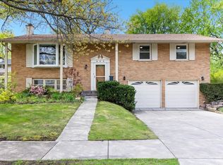 644 N Glenn Dr, Palatine, IL 60074