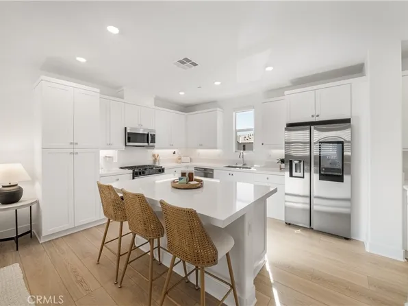 3221 Cove Court Rancho, Mission Viejo, CA 92694