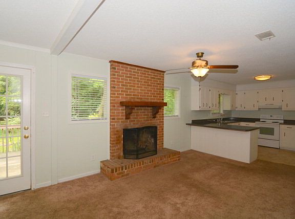 4th image of 345 E Wynngate Dr