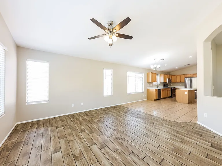 8328 S 48th Dr — Photo 4