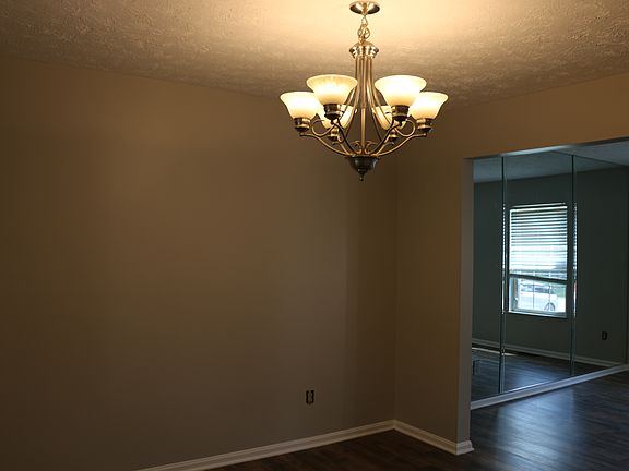 5th image of 6420 Seminole Dr