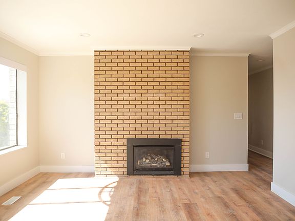 5th image of 455 B St