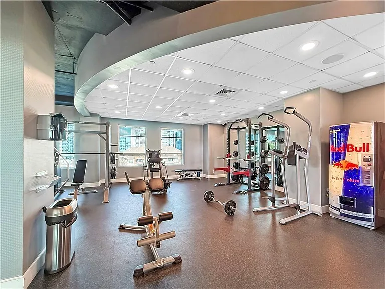 923 Peachtree St NE #924 — Photo 37