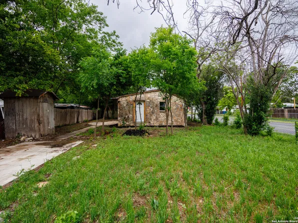 1401 madrid, San Antonio, TX 78237