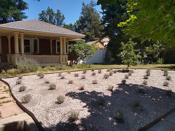 3rd image of 1195 E Stratford Ave
