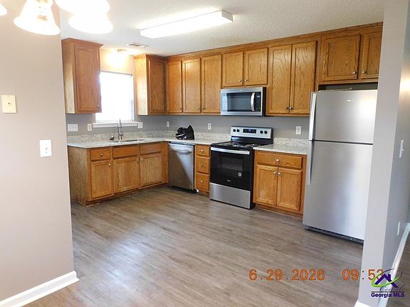 5th image of 227 W Wrasling Way