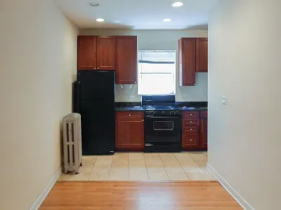 3 bed, 2.5 bath, 1140 sqft, $2,995 — Photo 2
