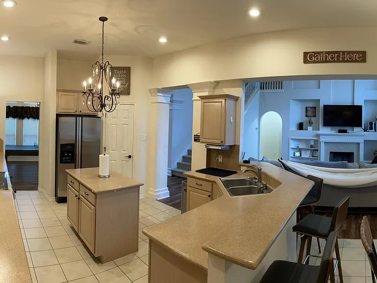 7433 Lake Micala Dr — Photo 10