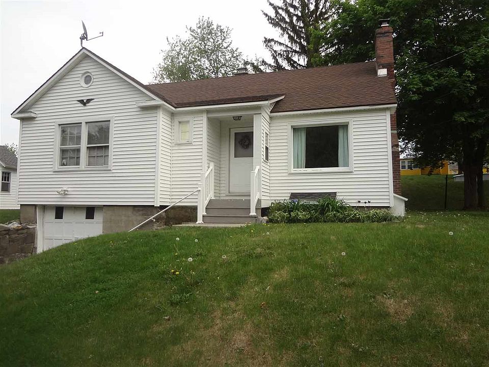 1st image of 3 Merrill Ave