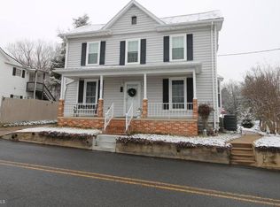 130 W North St, Woodstock, VA