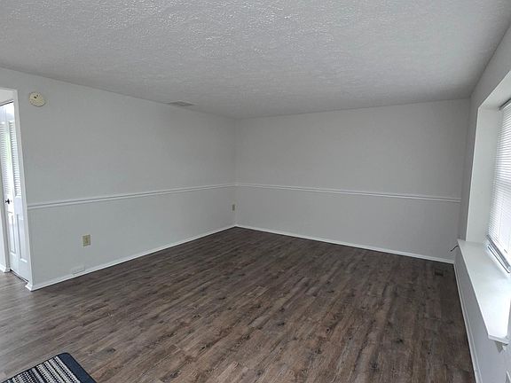 4th image of 1758 Springfield Ln