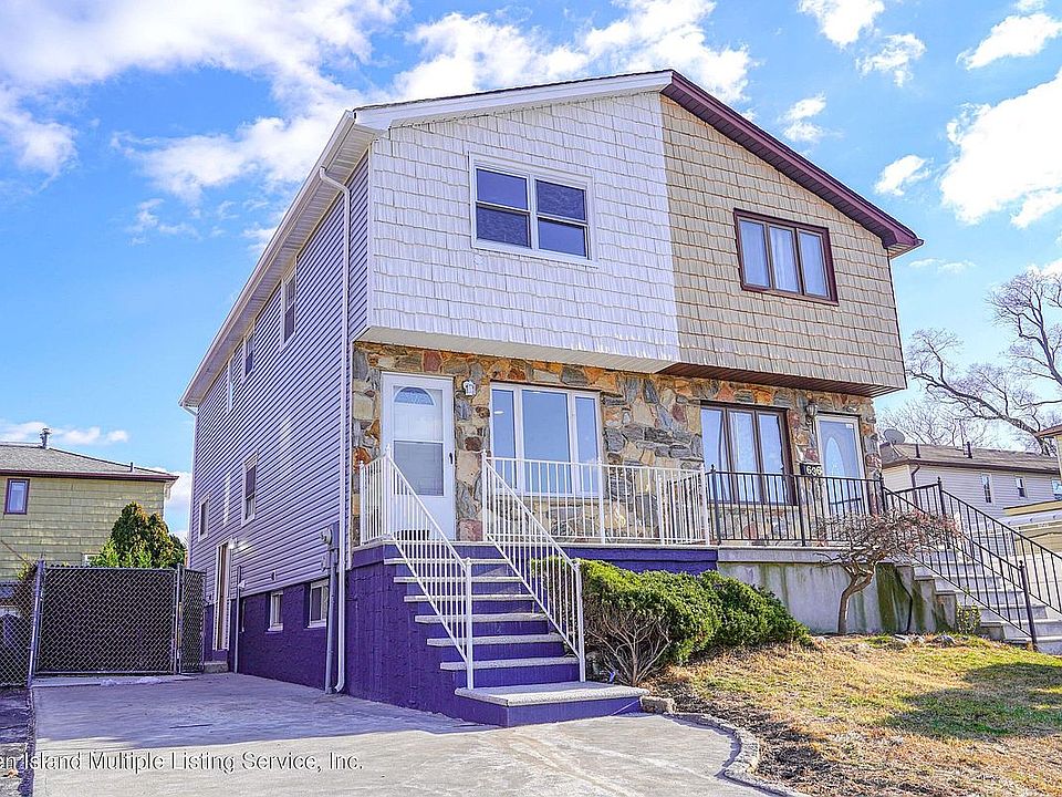 1st image of 634 Laconia Ave