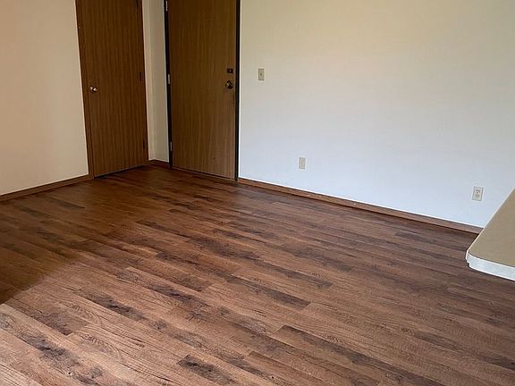 5th image of 520 14th St S #302