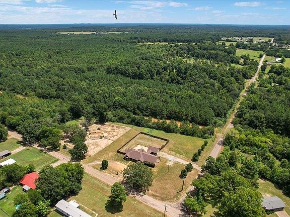 3rd image of 280 County Road 2865